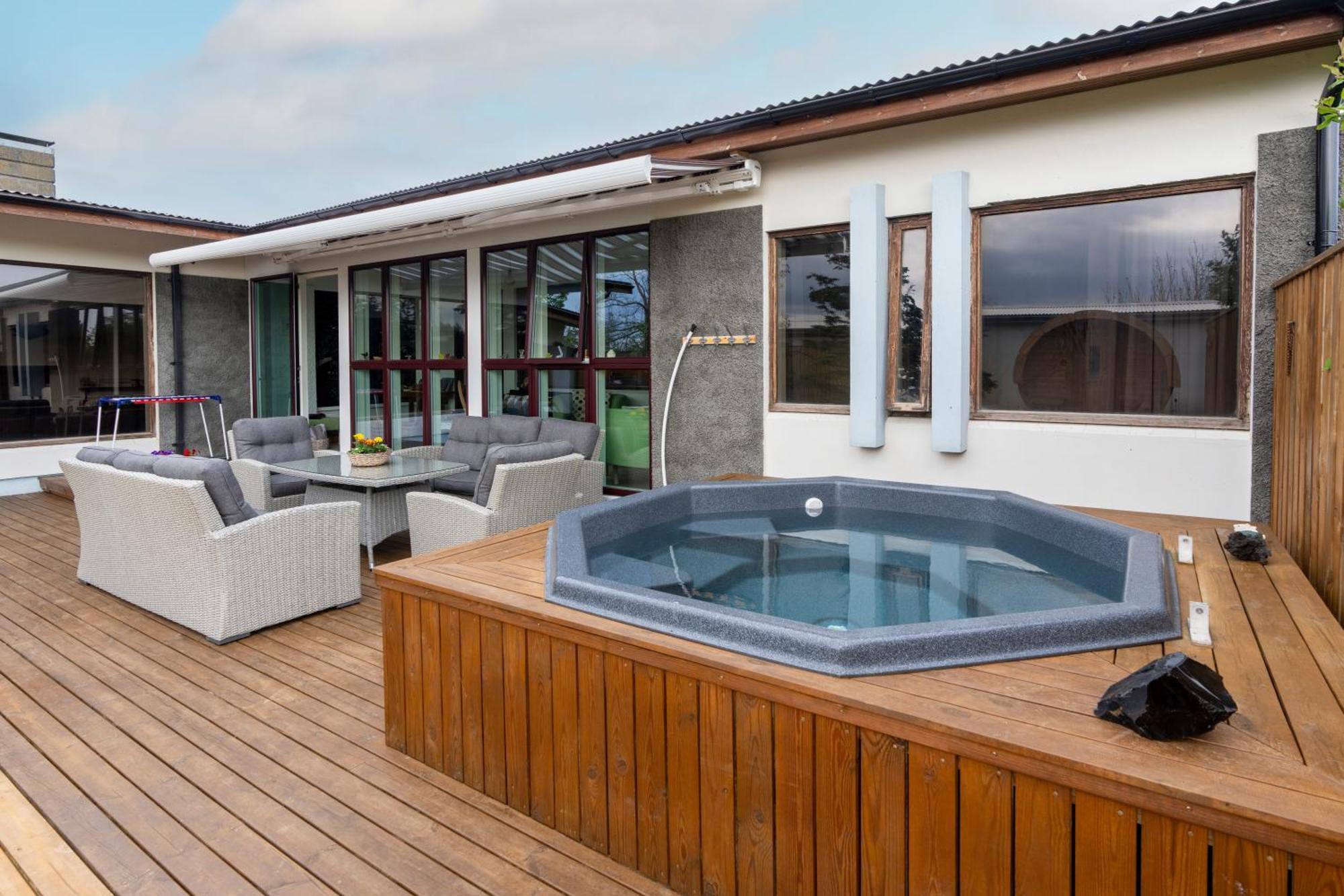 Tunfifill Guesthouse - Free Hot Tub And Sauna, Cozy And Quiet Hvammstangi Eksteriør billede